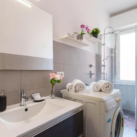 Апартаменты 5' From Navigli: Wi-fi, Comfort E Relax Милан