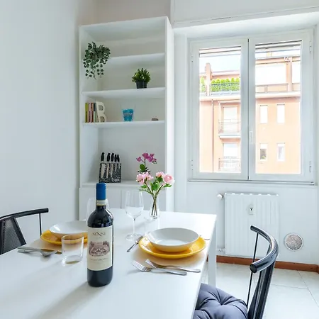 Апартаменты 5' From Navigli: Wi-fi, Comfort E Relax